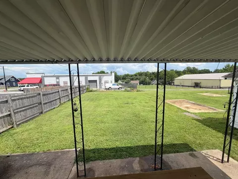 Exterior - 2348 N Campbell Ave, Springfield, MO 65803 photo 2 of 2