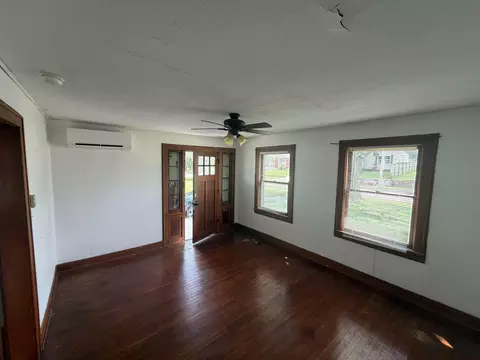 Living - 2348 N Campbell Ave, Springfield, MO 65803 photo 1 of 3
