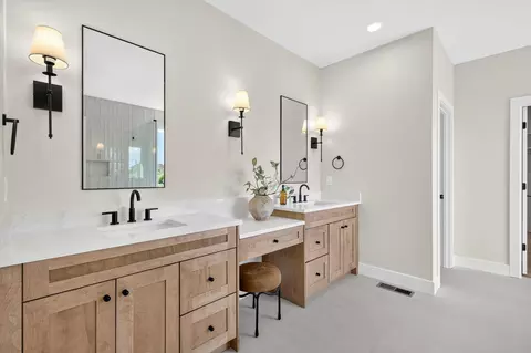Bath - 349 Sunset Dr, Saddlebrooke, MO 65630 photo 1 of 11