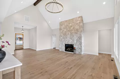 Living - 349 Sunset Dr, Saddlebrooke, MO 65630 photo 1 of 7