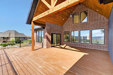 Exterior - 349 Sunset Dr, Saddlebrooke, MO 65630 photo 8 of 11