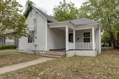 Exterior - 2216 N Taylor Ave, Springfield, MO 65803 photo 2 of 11