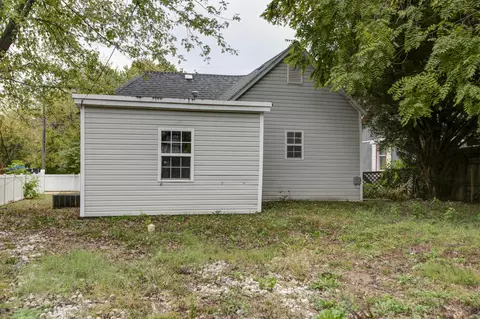 Exterior - 2216 N Taylor Ave, Springfield, MO 65803 photo 7 of 11