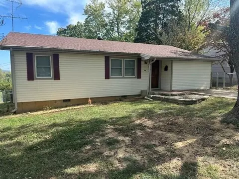 510 Johnson St, West Plains, MO 65775