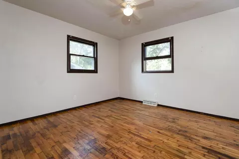 Bedroom - 3237 S Ferguson Ave, Springfield, MO 65807 photo 2 of 3