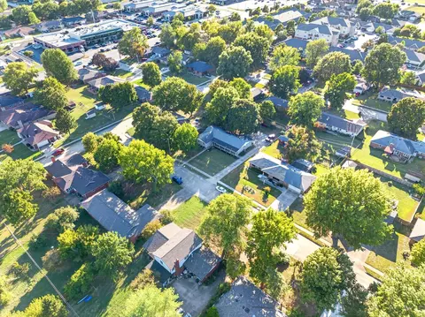 View/Area - 4115 S Fairway Ave, Springfield, MO 65804 photo 1 of 5
