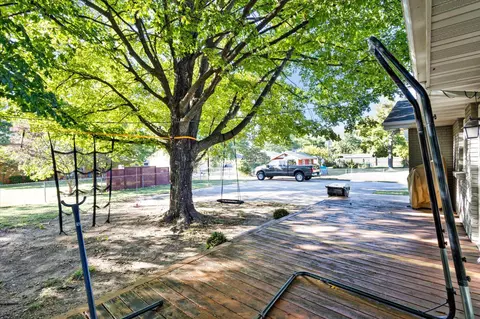 Exterior - 4115 S Fairway Ave, Springfield, MO 65804 photo 5 of 8