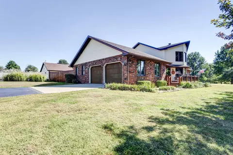 Exterior - 4202 N Quail Run Rd, Ozark, MO 65721 photo 16 of 28