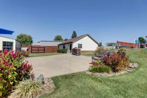 Exterior - 4202 N Quail Run Rd, Ozark, MO 65721 photo 11 of 28