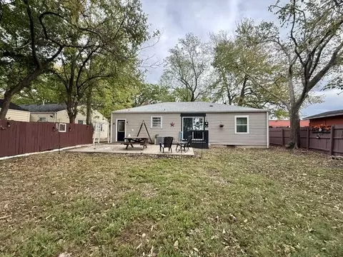 Exterior - 1743 S South Ave, Springfield, MO 65807 photo 4 of 4