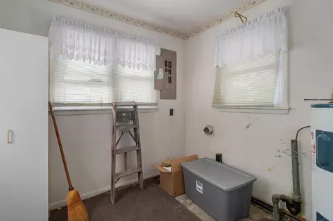 1224 E Church St, Aurora, MO 65605 photo 20