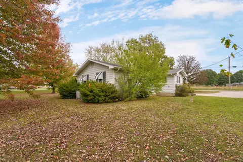 1224 E Church St, Aurora, MO 65605 photo 21