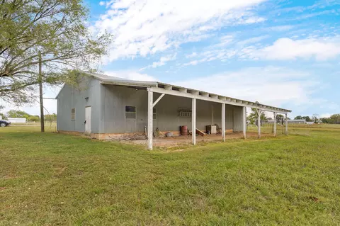1224 E Church St, Aurora, MO 65605 photo 30