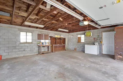 1224 E Church St, Aurora, MO 65605 photo 23