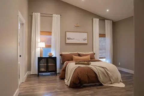 Bedroom - 338 E 420th Rd, Fair Play, MO 65649 photo 1 of 5