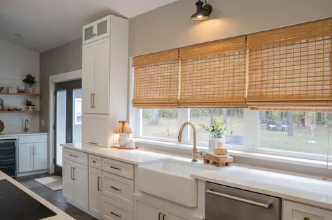 Kitchen - 338 E 420th Rd, Fair Play, MO 65649 photo 3 of 10