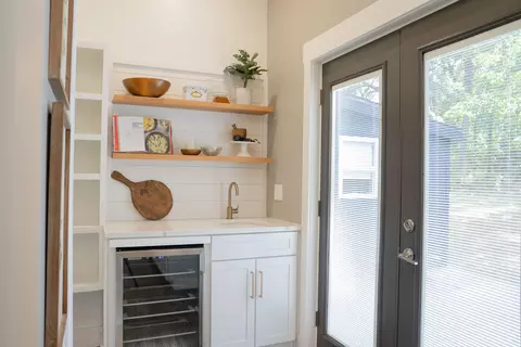 Entry Way - 338 E 420th Rd, Fair Play, MO 65649 photo 2 of 3