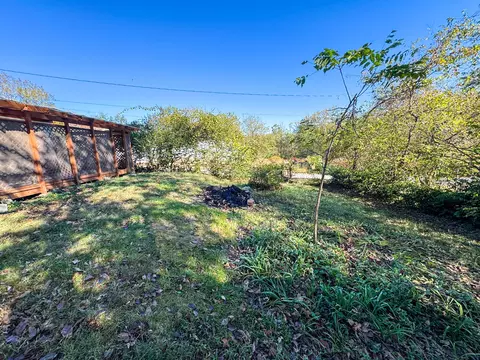 Exterior - 2764 N Fort Ave, Springfield, MO 65803 photo 7 of 9