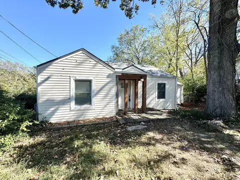 Exterior - 2764 N Fort Ave, Springfield, MO 65803 photo 2 of 9