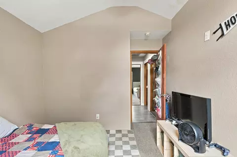 Bedroom - 721 Sean Ct, Oronogo, MO 64855 photo 2 of 8