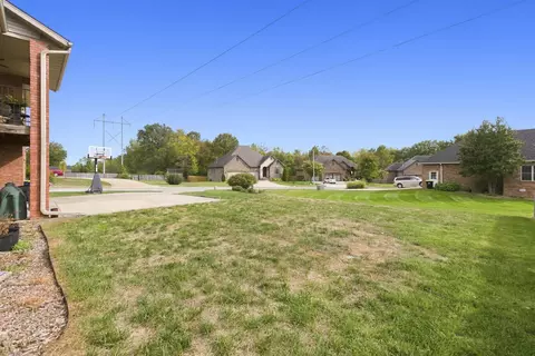 Exterior - 3826 E Fox Grape Rd, Springfield, MO 65809 photo 12 of 12