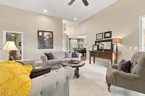 Living - 3826 E Fox Grape Rd, Springfield, MO 65809 photo 4 of 9
