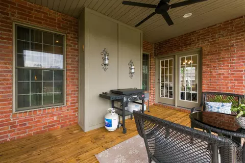 Exterior - 3826 E Fox Grape Rd, Springfield, MO 65809 photo 9 of 12