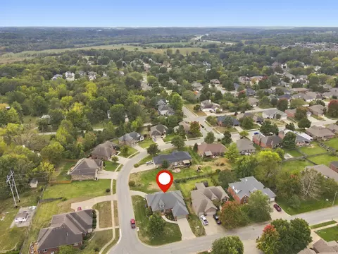 View/Area - 3826 E Fox Grape Rd, Springfield, MO 65809 photo 9 of 13