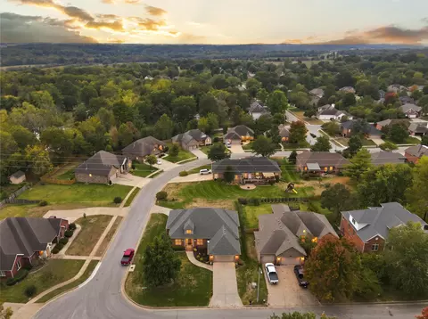 View/Area - 3826 E Fox Grape Rd, Springfield, MO 65809 photo 1 of 13