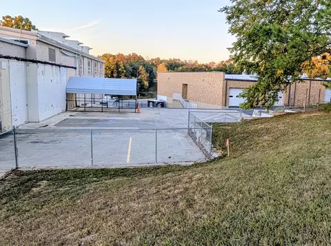 21016 Main St, Reeds Spring, MO 65737 photo 4
