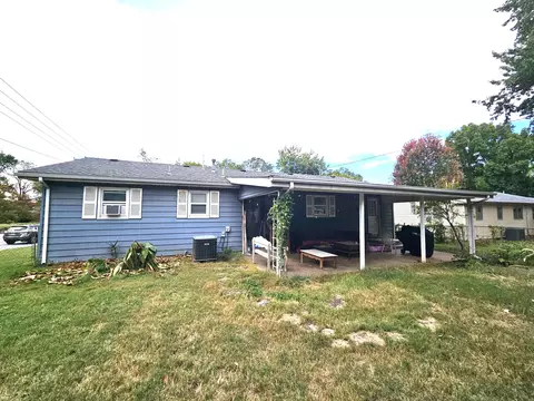 Exterior - 1962 S Newton Ave, Springfield, MO 65807 photo 6 of 12