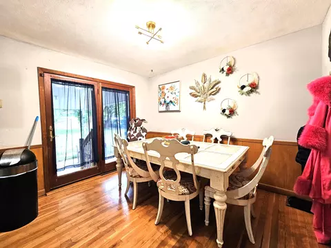 Dining - 1962 S Newton Ave, Springfield, MO 65807 photo 1 of 1