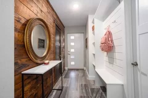 Entry Way - 702 S 6th St, Ozark, MO 65721 photo 1 of 2