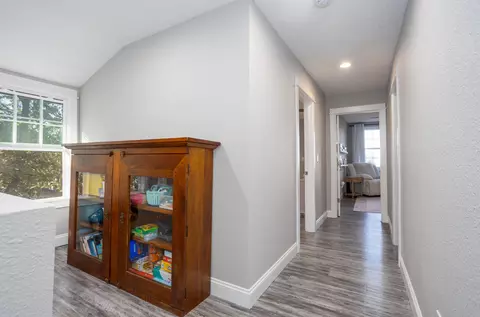 Entry Way - 702 S 6th St, Ozark, MO 65721 photo 2 of 2
