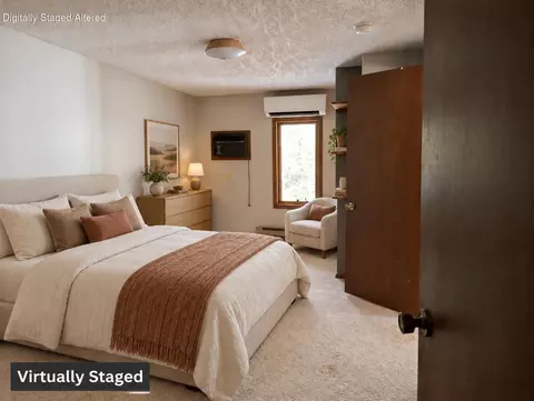 Bedroom - 928 State Hwy H, Forsyth, MO 65653 photo 3 of 3