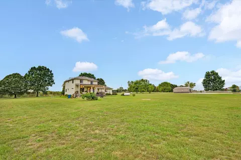 Exterior - 304 Schupbach Rd, Clever, MO 65631 photo 13 of 16