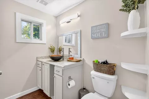 Bath - 304 Schupbach Rd, Clever, MO 65631 photo 3 of 6