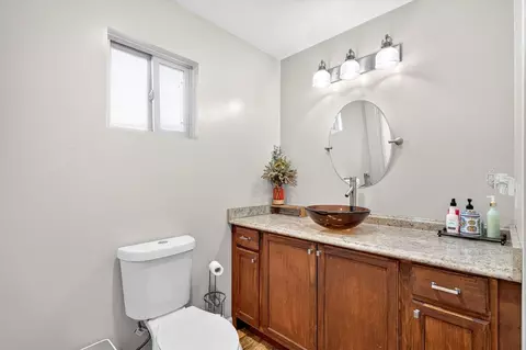 Bath - 304 Schupbach Rd, Clever, MO 65631 photo 2 of 6