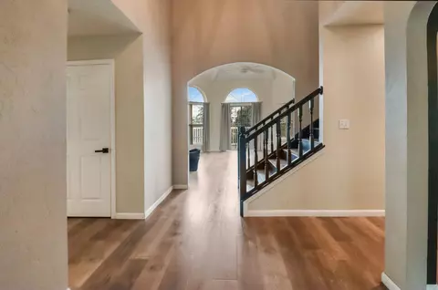 Entry Way - 2542 W Heritage Dr, Ozark, MO 65721 photo 1 of 5