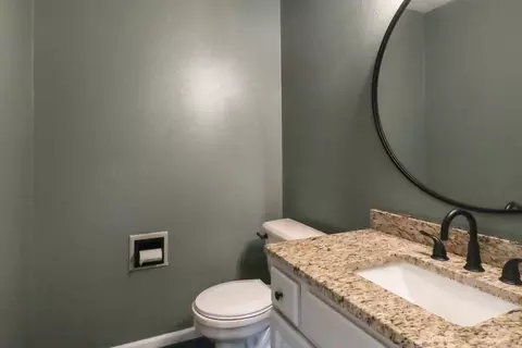 Bath - 2542 W Heritage Dr, Ozark, MO 65721 photo 1 of 8
