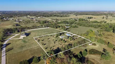 View/Area - 2272 Riverdale Rd, Ozark, MO 65721 photo 2 of 6