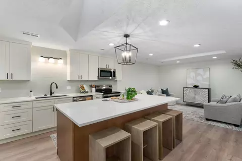 Kitchen - 2272 Riverdale Rd, Ozark, MO 65721 photo 1 of 3