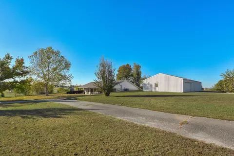 Exterior - 2272 Riverdale Rd, Ozark, MO 65721 photo 4 of 10