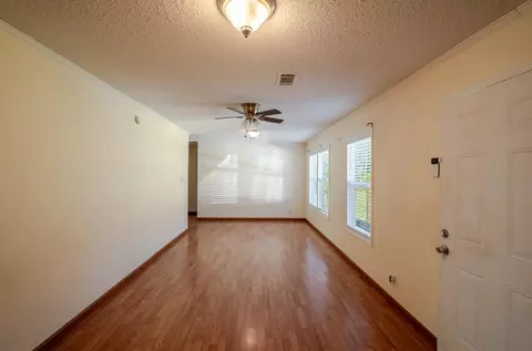 Living - 3715 Farm Road 2190, Exeter, MO 65647 photo 2 of 6