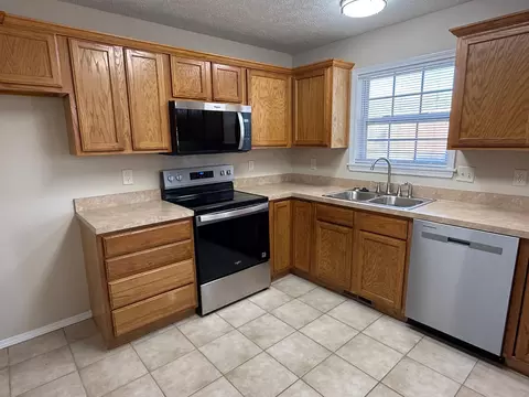 Kitchen - 4403 W Delmar St, Springfield, MO 65802 photo 1 of 1