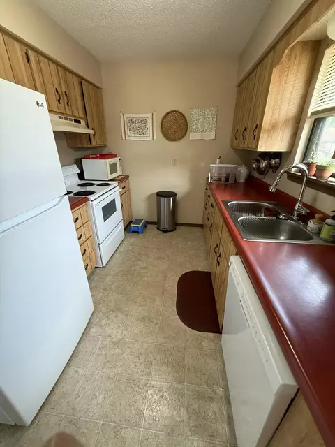 3833-3835 W Sylvania St, Springfield, MO 65807 photo 3