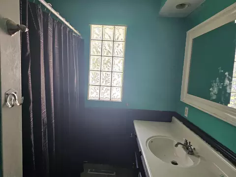 Bath - 304 S 8th St, Ozark, MO 65721 photo 2 of 2