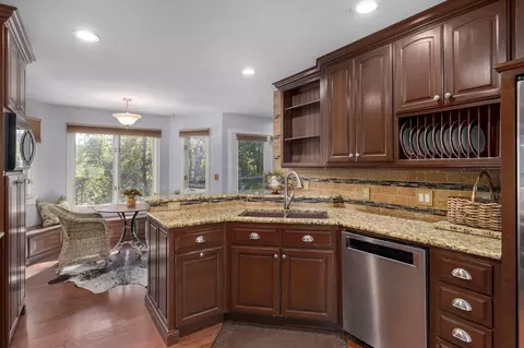 Kitchen - 3502 N Bobwhite Dr, Ozark, MO 65721 photo 2 of 6