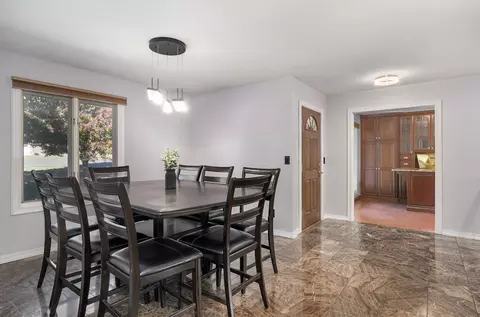 Dining - 3502 N Bobwhite Dr, Ozark, MO 65721 photo 2 of 3