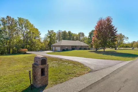 Exterior - 3502 N Bobwhite Dr, Ozark, MO 65721 photo 2 of 18